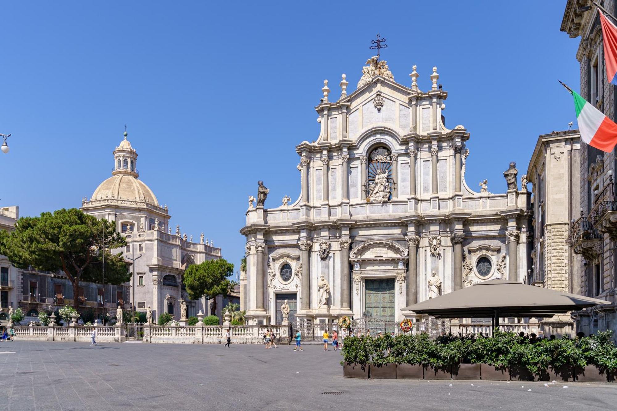 Dimore Sangiuliano Aeroporto di Catania Fontana Rossa Esterno foto